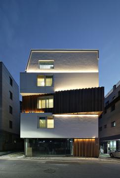 Gallery of Happy House  / Yoon Space Design  - 6