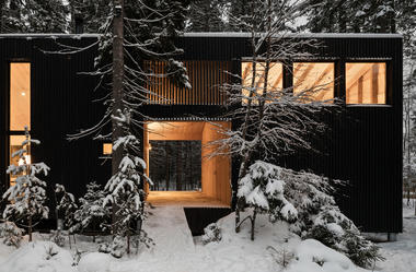 House in Roschino / AB CHVOYA