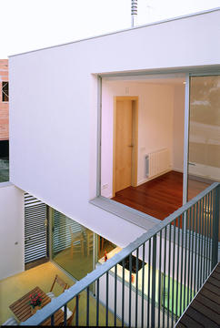 Galería de Casa 101 / H Arquitectes  - 2