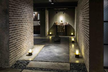 Gallery of ƯU ĐÀM Vegetarian Restaurant  / Le House  - 50