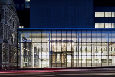 Centro hospitalario de la Universidad de Montreal / CannonDesign + NEUF architect(e)s