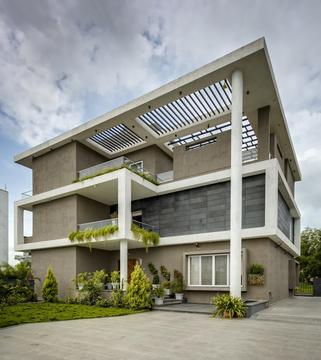 Gallery of Hambarde Residence / 4th Axis Design Studio  - 1