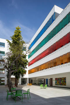 Gallery of The British School / Morphogenesis  - 25