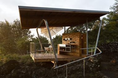 Casa Exterior / FLOAT Architectural Research and Design