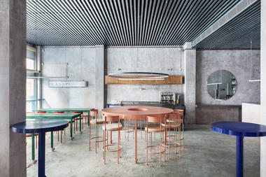 CASAPLATA / Lucas y Hernández-Gil