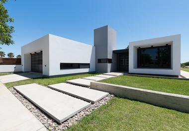 Casa JM / Darío Sella arquitecto