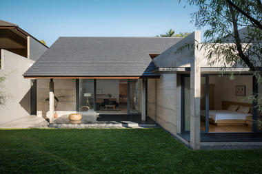 Gallery of Hikari House / PranalaAssociates  - 12