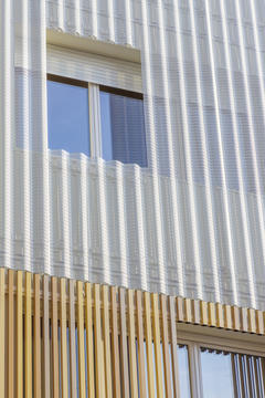 画廊 法国科尔尼学生公寓，八层纯木结构打造宜人居所 / A+Architecture  - 11