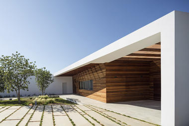 Galería de Casa Z / Ronnie Alroy Architects  - 5