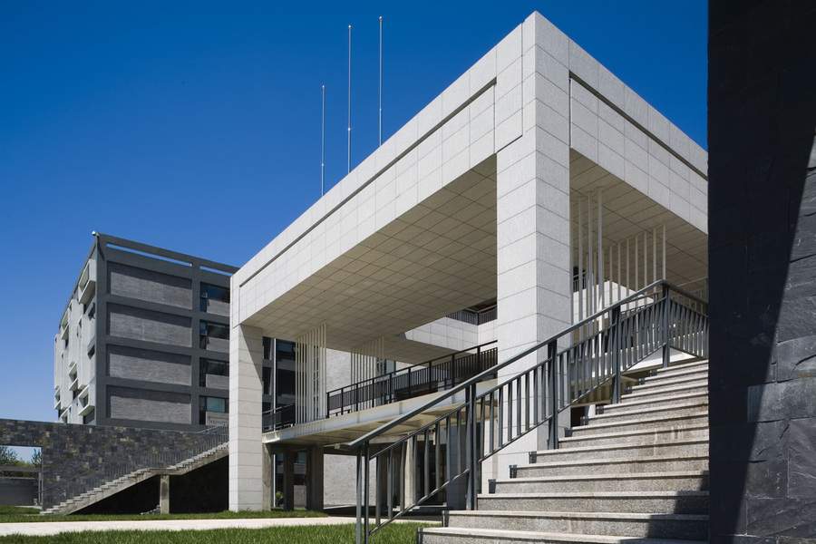 fine arts school by tinysudeep ArchDaily