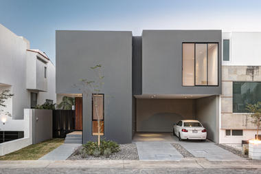 VRV40 House / Estudio erre