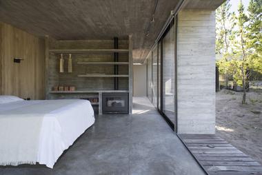 Gallery of Ecuestre House / Luciano Kruk  - 22