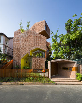 Gallery of Chuon Chuon Kim 2 Kindergarten / KIENTRUC O  - 1
