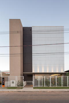 Edifício SIA 600  / CoDA arquitetos