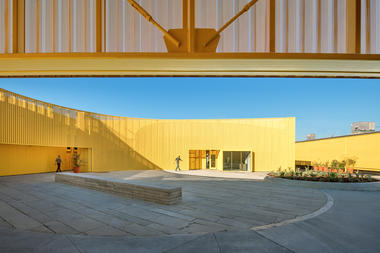 Gallery of Animo South Los Angeles High School / BROOKS + SCARPA  - 1