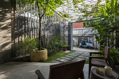 Gallery of The HUT / 23o5 studio   - 14