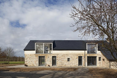 Gallery of Farmhouse Renovation  / Atelier 56S  - 1