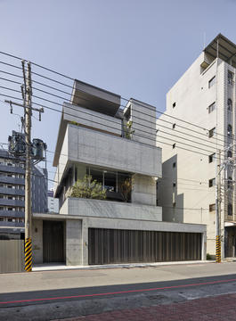 Residência NO. 46 / FCHY architect lab