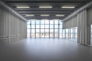 Galería de Escuela de Danza Aurélie-Dupont / Lankry architectes  - 4