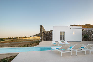 Gallery of Hug House / React Architects  - 40