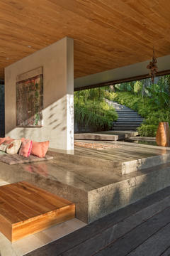 Gallery of Chameleon Villa / Word of Mouth House  - 31