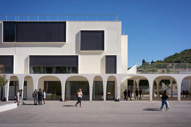 Gallery of School Architecture: 70 Examples in Plan and Section  - 19