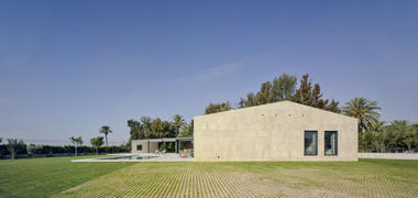 Vivienda unifamiliar en Valverde / estudio arn arquitectos