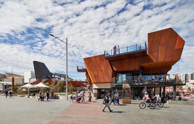 澳大利亚雅冈广场 / Lyons Architects + iredale pedersen hook architects + ASPECT Studios