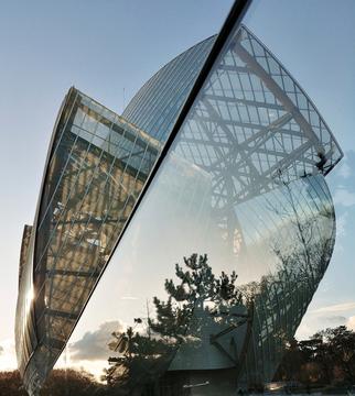 Gallery of 7 Best Photos of Frank Gehry’s Fondation Louis Vuitton Building Win #MyFLV Contest  - 5