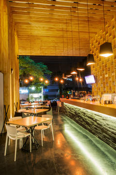 Galería de BAR LC / Eklemes Rivial Arquitectura + JAA + Morari Arquitectura  - 5