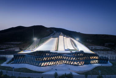 云门山四季旱雪场 / ATAH 介景建筑