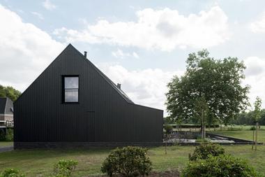 Gallery of Two Detached New Homes and a Studio-Shed / VANDERSALM-aim  - 33