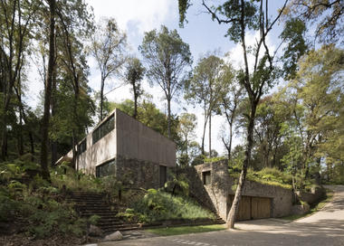 Casa L / Dellekamp Arquitectos