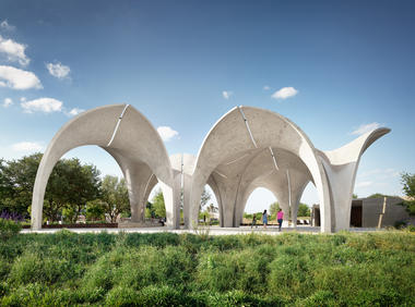 Confluence Park / Lake|Flato Architects + Matsys Design