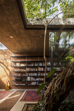 Gallery of Earth Box  / Equipo de Arquitectura  - 11