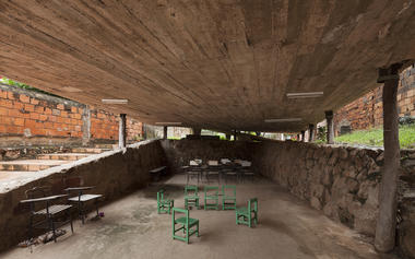 Capela de Cerrito - Capela San Miguel Arcángel / Javier Corvalán + Laboratorio de Arquitectura