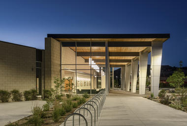 Gallery of Library! at Bown Crossing / FFA Architecture and Interiors  - 15