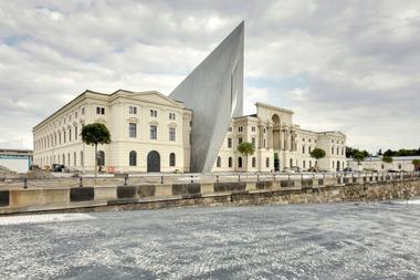 Museo de Historia Militar de Dresde / Studio Libeskind