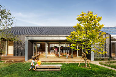 Gallery of HN Nursery / HIBINOSEKKEI + Youji no Shiro  - 4