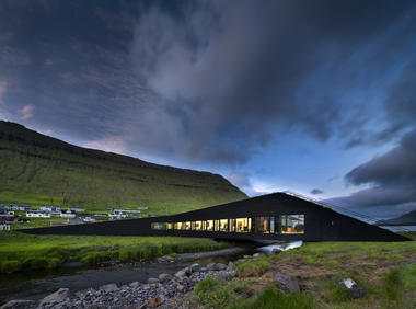 Gallery of Town Hall Eysturkommuna / Henning Larsen  - 1