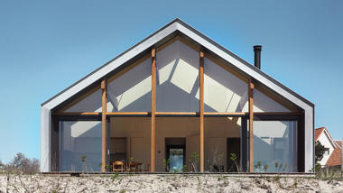 Gallery of Recreational Villa Terschelling / 2by4-architects  - 1