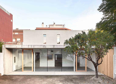 Baix Camp Association Center Reform / NAM Arquitectura