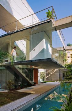 Galeria de Casa Carapicuíba / Angelo Bucci + Alvaro Puntoni  - 7