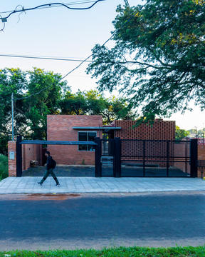 Casa Miriam / Biocons Arquitectos