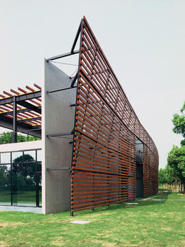 Gallery of Visitor Center in Lake Yangcheng Park / Miao Design Studio   - 10
