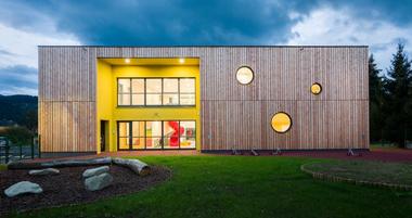 Gallery of Why Our Schools Need Better Architecture   - 4