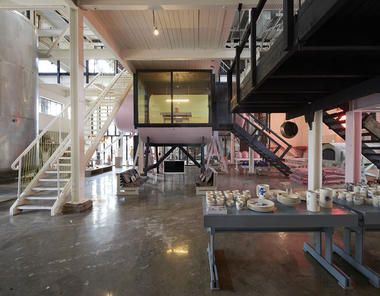 Social Label Design Lab ‘Werkwarenhuis’ / Eek en Dekkers