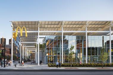Gallery of McDonald's Chicago Flagship / Ross Barney Architects  - 1
