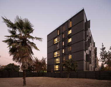 Edifício Único / Turner Arquitectos