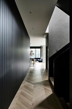 Gallery of Huntingtower	 / Workroom  - 28